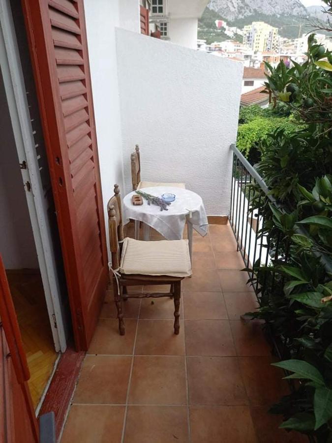 Ferienwohnung Studio Darija For 2 Persons S Terasom Wi-Fi & Parking Makarska Exterior foto