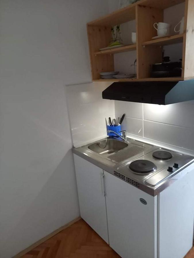 Ferienwohnung Studio Darija For 2 Persons S Terasom Wi-Fi & Parking Makarska Exterior foto